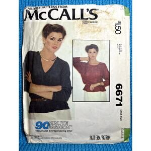 McCalls 6671 sewing pattern pullover top V neck size small